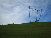 Neil Dawson, Horizons, 1994, welded and painted steel, 15 x 10 x 36 m. Photo by Marian Kerr