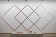 Patrick Hamilton, Intersecciones (Intersections), 2014, copperplated spike wall protectors, 2800 x 5600 mm, courtesy of the artist, Madrid.